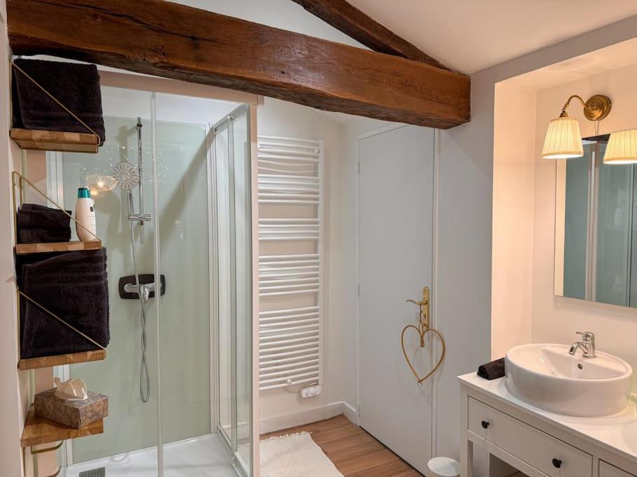 Maison + Parking Prive Au Coeur Angouleme 60M2 Zewnętrze zdjęcie