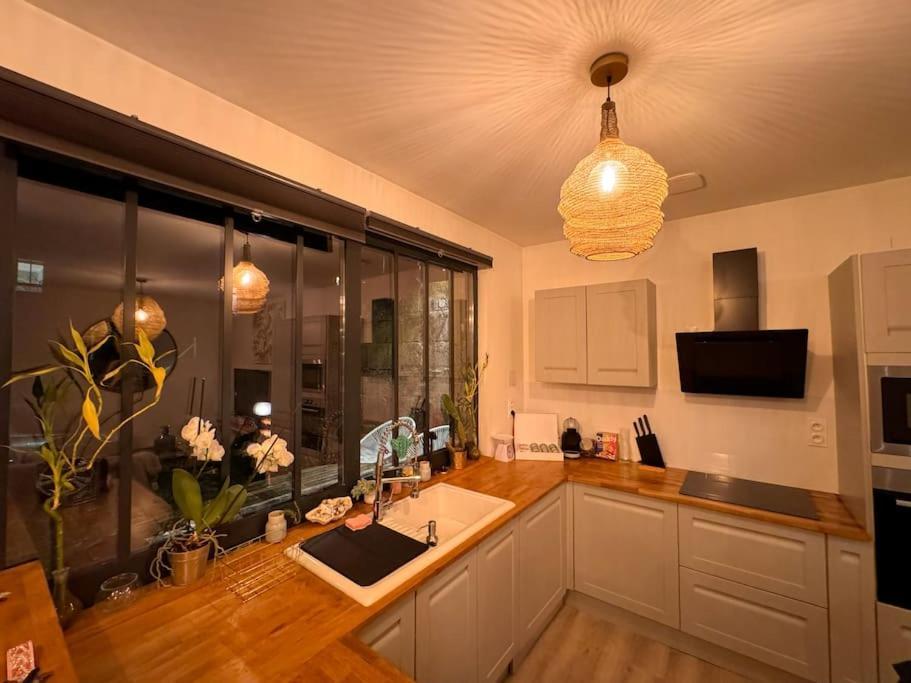 Maison + Parking Prive Au Coeur Angouleme 60M2 Zewnętrze zdjęcie