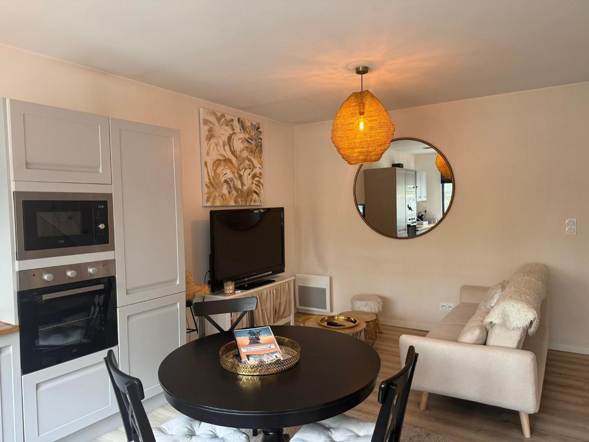 Maison + Parking Prive Au Coeur Angouleme 60M2 Zewnętrze zdjęcie